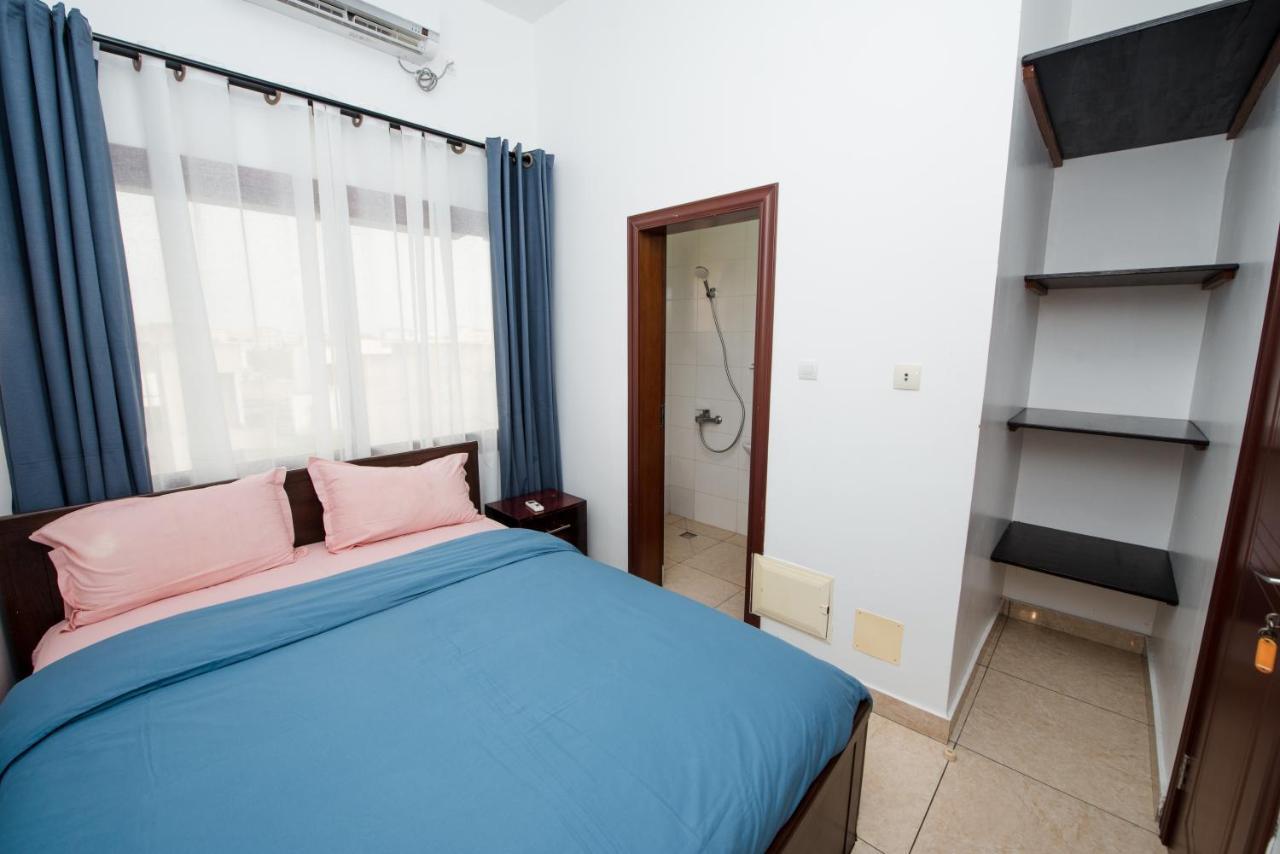 Appartement Charmant Et Lumineux Pointe Noire Exteriör bild